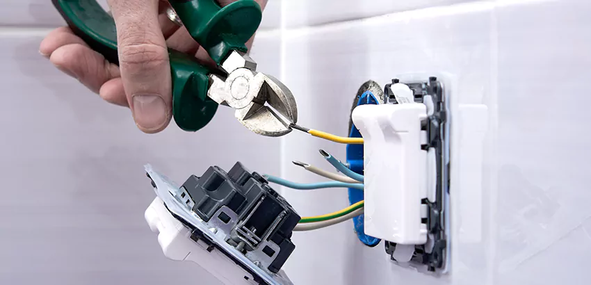 Outlet and Switch Repair Services in Holly Springs